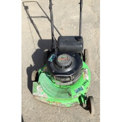 Lawn mower without bag